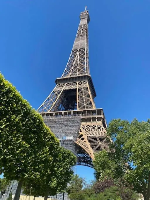 Apartament Eiffel Sakura ~ Proche Tour Eiffel, Orsay, Rer C Paryż