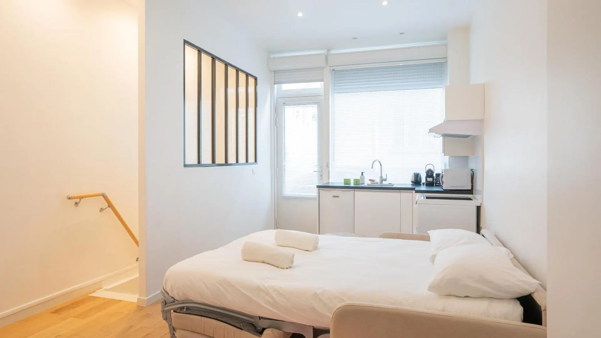 Apartament Eiffel Sakura ~ Proche Tour Eiffel, Orsay, Rer C Paryż