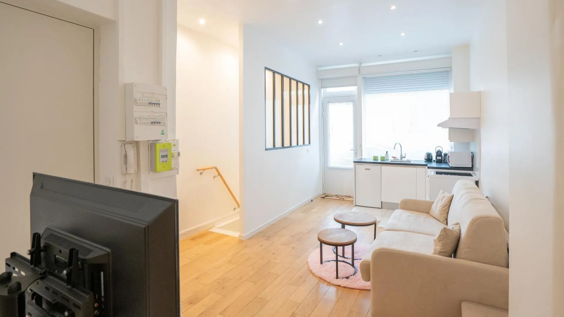 Apartament Eiffel Sakura ~ Proche Tour Eiffel, Orsay, Rer C Paryż